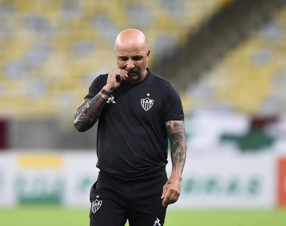 Atlético-MG fecha com Jorge Sampaoli